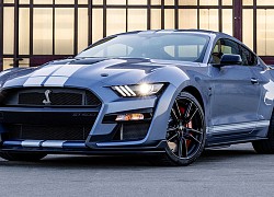 4 chiếc Ford Mustang Shelby GT500 bị đánh cắp như phim ngay tại nhà máy