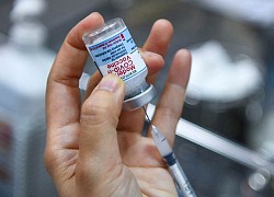 Gia hạn sử dụng 9 lô vaccine Pfizer