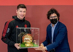 Lewandowski nhận giải Cầu thủ Vàng 2021