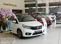 Ô tô giảm giá, người Việt mua sắm hơn 50.000 xe