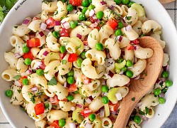 Trưa nay ăn gì: Macaroni salad dinh dưỡng nhưng không kém phần lạ miệng