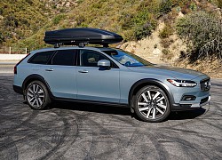 Volvo V90 Cross Country "Kẻ ngược đường kiên nhẫn"