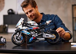 BMW chiều lòng fan hâm mộ mùa lễ hội bằng mô hình LEGO Technic M1000RR