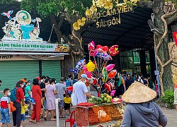 Đi chơi Thảo Cầm Viên, cô gái bức xúc khi thấy nhiều bạn trẻ dám làm điều này: 10 người như trong clip thì...