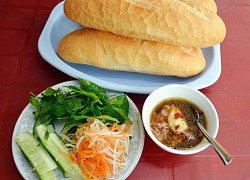 Món bánh mỳ chấm gợi nhớ Quy Nhơn