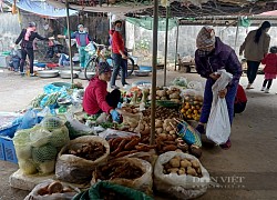 Cẩm Giàng (Hải Dương): Vì sao có chợ mới khang trang, người dân vẫn tràn ra đường họp chợ?