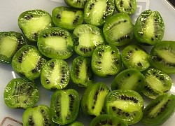 Có một loại quả "gây lú" vì thoạt nhìn tựa như nhót đến lúc bổ ra lại giống kiwi, rốt cuộc tên của nó là gì?