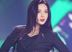 Cứ mỗi dịp cuối năm, nữ idol Kpop này lại khiến dân tình đảo điên trước vẻ nóng bỏng "nghẹt thở"!