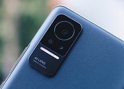 Đây là Bphone A85 5G: Mặt lưng da, thiết kế cụm camera giống nhiều điện thoại Trung Quốc