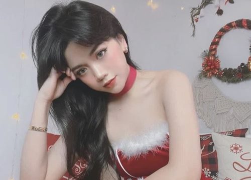 Cosplay "bà già Noel", gái xinh làng game "rửa mắt" fan nam với những màn hóa thân nóng bỏng