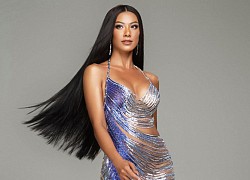 Kim Duyên là mỹ nhân đầu tiên ngoài Top 5 được Miss Universe ưu ái làm điều này, thật vinh dự quá!