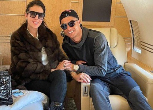 Ronaldo chi 7 triệu bảng để mua đất