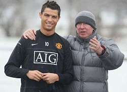 Ronaldo kể chuyện đẫm nước mắt về Sir Alex và người cha sắp qua đời