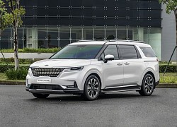 Bị chê "kém sang", MPV tiền tỷ Kia Carnival 2022 tại Việt Nam đổi logo mới