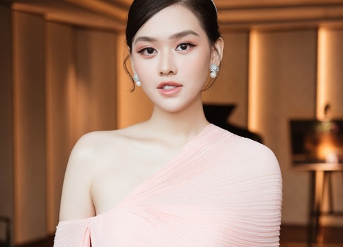 Họp báo Miss World Việt Nam 2022: cả dàn Hoa hậu hội tụ thảm đỏ