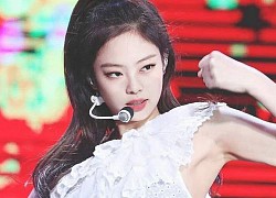 V (BTS) bị nghi "cà khịa" Jennie nhưng lại có hành động cực ngọt với Jisoo: Fan BLACKPINK đứng về "phe" nào?