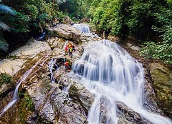 Vẻ đẹp hút hồn như chốn 'bồng lai tiên cảnh' ở Động Châu - khe Nước Trong