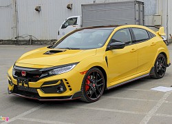 Cận cảnh Honda Civic Type R tại Hà Nội