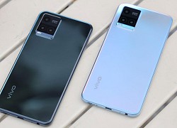 Cùng giá 7 triệu đồng, Vivo Y33s và Oppo A95 khác gì nhau?