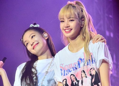 Jennie và Lisa đồng loạt comeback dịp Giáng sinh, fan BLACKPINK réo gọi Rosé vì lý do này!