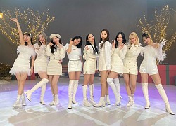 Stylist nhà JYP "lên tay": TWICE - ITZY thăng hạng nhan sắc