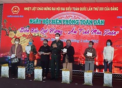 Ấm áp chương trình "Biển đảo quê hương - Ấm tình mùa Xuân"