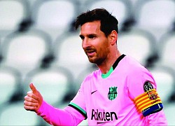 Barca gánh nợ vì Messi?