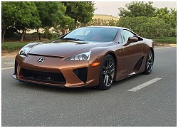 Sau 9 năm, Lexus LFA được rao bán với giá 15,6 tỷ đồng