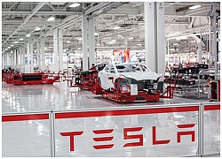 Lọt top các doanh nghiệp có giá niêm yết cao nhất thế giới nhưng Tesla Motors mới có năm đầu tiên có lãi