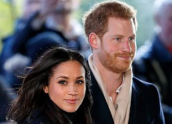 Meghan Markle gây sóng gió khi "đổ lỗi" cho hoàng gia liên quan đến giấy khai sinh của bé Archie