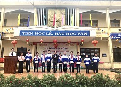 Tết sum vầy - Xuân yêu thương đến voi học sinh nghèo vượt khó