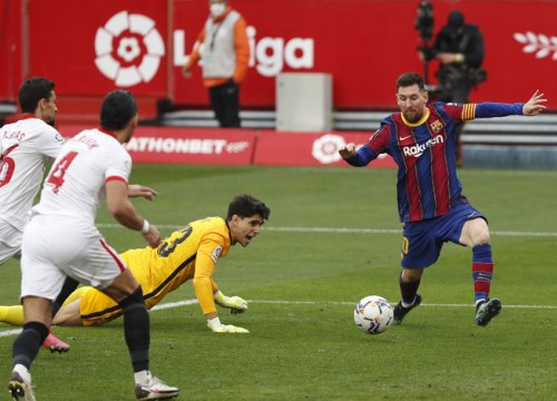 Messi giúp Barca áp sát đầu bảng La Liga