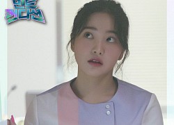 Sắm vai y tá mà mặc váy ngắn, biểu cảm khiêu gợi, Yeri (Red Velvet) bị ném đá tơi tả ngay phim đầu tay