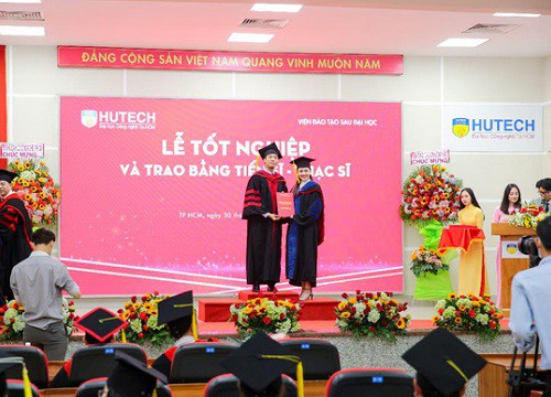 173 tân thạc sĩ nhận bằng tốt nghiệp tại HUTECH đợt tháng 1-2021