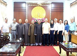 Ban Trị sự Phật giáo huyện Củ Chi chúc tết chính quyền