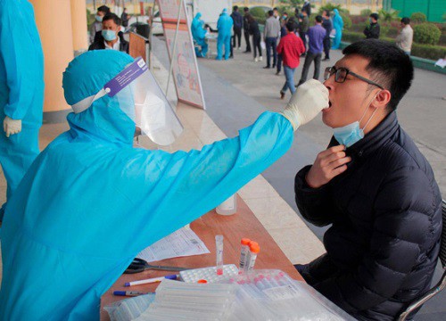 Hạ Long lấy hơn 8.000 mẫu xét nghiệm nCoV trong cộng đồng