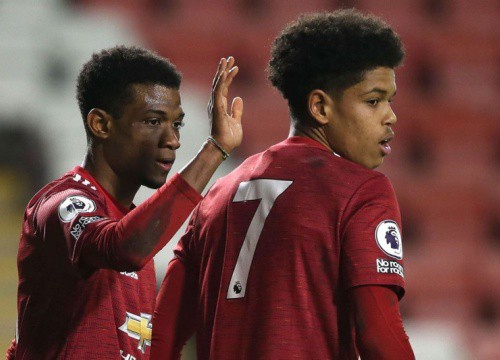 Tân binh MU chơi thăng hoa ở Premier League 2