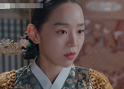 "Anh thượng" Kim Jung Hyun bỏ mạng, Shin Hye Sun bị kề kiếm sát cổ ở preview Mr. Queen tập 18?