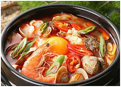 Cách nấu canh kim chi hải sản cực dễ đúng chuẩn Hàn Quốc