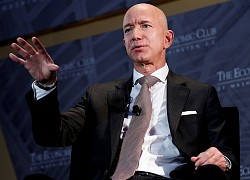 CEO Google chúc mừng Jeff Bezos