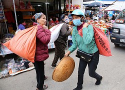 Chợ Lộc Bình - phiên chợ Tết đặc biệt của những chiếc bao tải