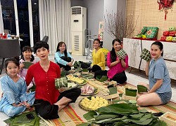 Sao Việt gói bánh chưng đón Tết