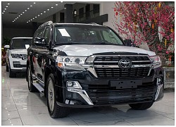 Toyota Land Cruiser 2021 nhập Trung Đông có gì mà đắt gấp đôi chính hãng?