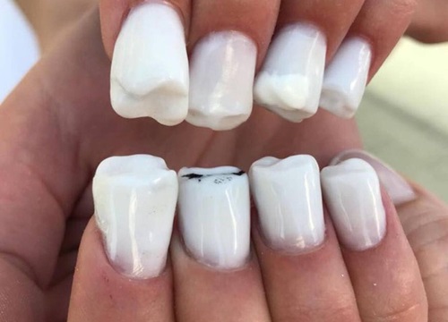 Hội chị em khoe bộ nail "sương sương" chơi Tết, nhìn mà hoảng