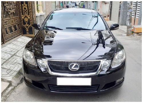 Lexus GS 350 chạy 11 năm, dưới 1 tỷ đồng có hấp dẫn khách Việt?