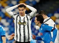 Juventus và AC Milan thua sốc ở vòng 22 Serie A