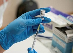 Pfizer cảnh báo: Biến thể Nam Phi làm giảm 2/3 công hiệu của vaccine