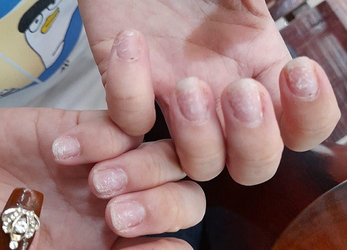 Bộ nail đẹp đẽ 'bay màu' ngay sau khi hết Tết khiến hội chị em 'khóc ròng'