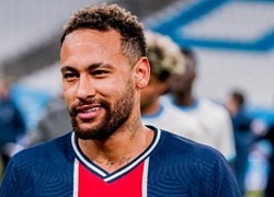 Neymar xóa bài đăng chê trọng tài