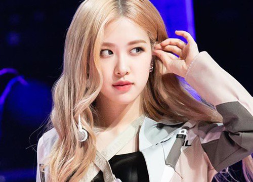 Rosé BlackPink 'tiễn vong' ngày đầu năm không thể cao tay hơn